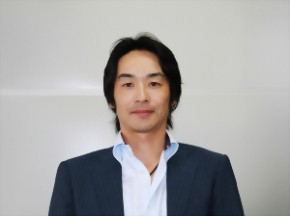 株式会社ノマド　代表取締役社長　佐藤 裕司