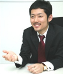 株式会社オネスティ　代表取締役　望月 佑紀