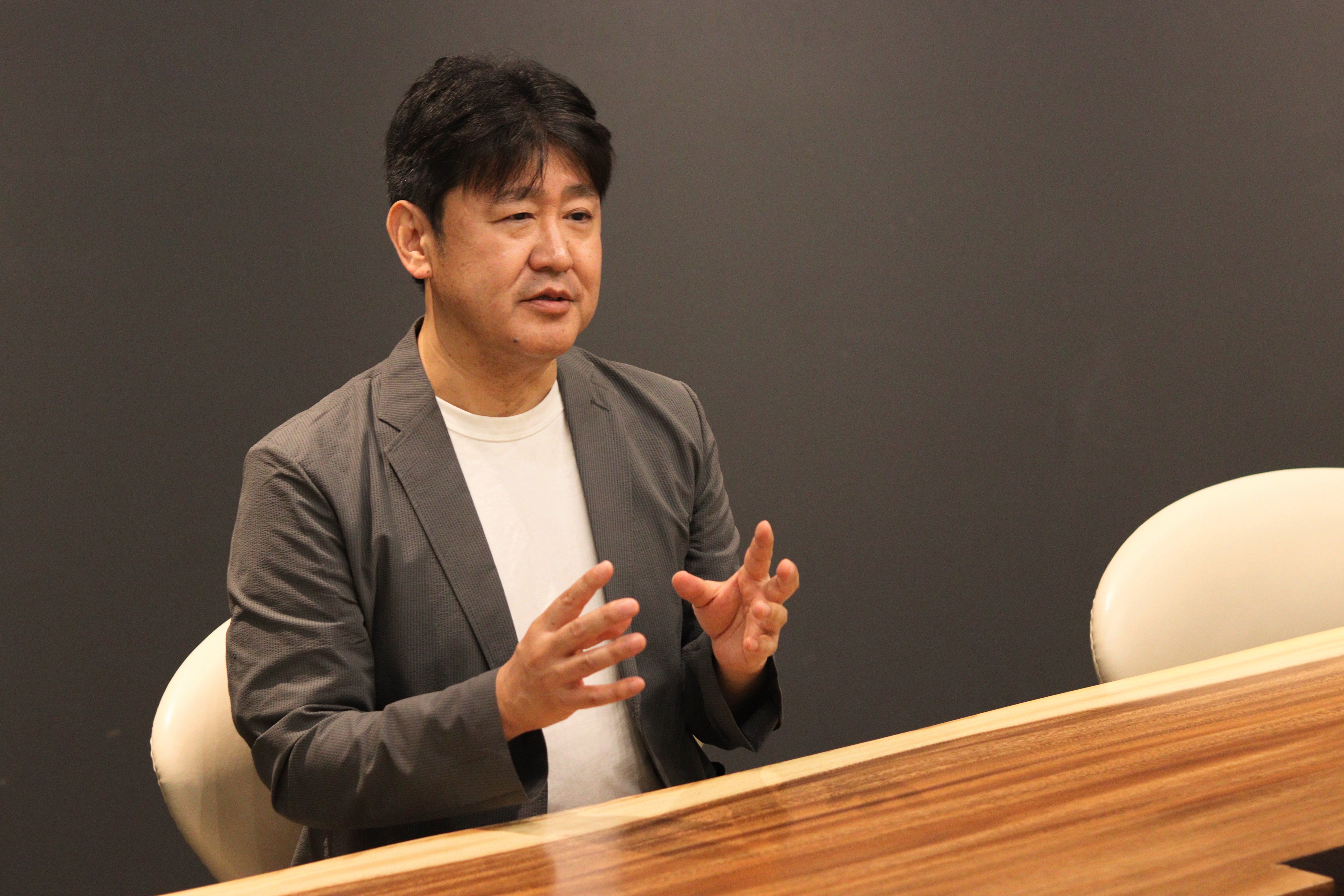 代表取締役社長 新野 博信 代表取締役社長 新野 博信